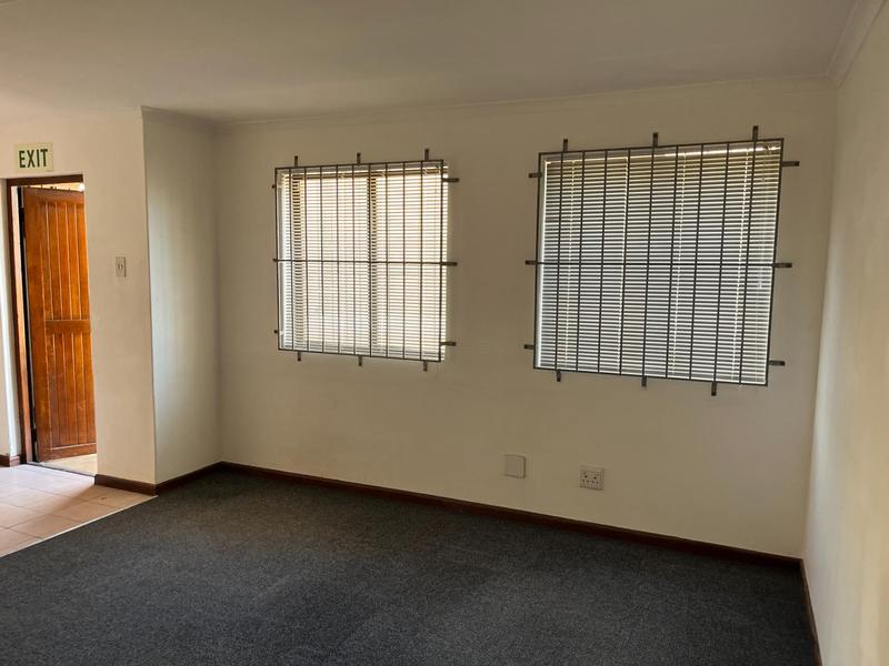 To Let Commercial Property for Rent in Montague Gardens Western Cape